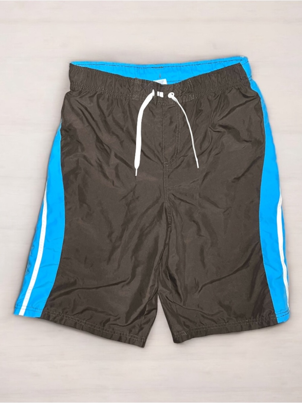 Men’s Cherokee Size XL(16/18) Dark Brown with Bright Blue Side Panels - Picture 6 of 7